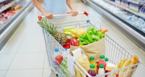 https://www.freepik.com/free-photo/food-cart_5400637.htm#query=food%20shopping&position=11&from_view=search&track=ais