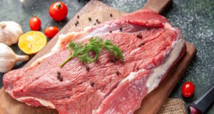 https://www.freepik.com/free-photo/front-view-fresh-raw-red-meat-wooden-cutting-board-nude-color-towel-lemon-garlic-mixed-color-background_17246959.htm#query=red%20meat&position=2&from_view=search&track=ais