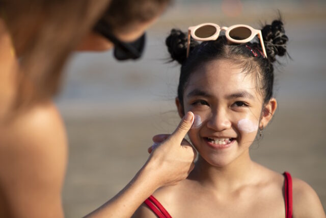 https://www.freepik.com/free-photo/front-view-smiley-kid-with-sunscreen_33967711.htm#query=child%20sun%20protection&position=4&from_view=search&track=robertav1_2_sidr