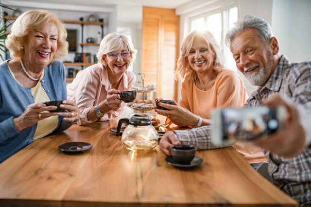 https://www.freepik.com/free-photo/happy-mature-friends-having-fun-while-using-mobile-phone-talking-selfie-home_25910518.htm#query=senior%20friends&position=18&from_view=search&track=ais