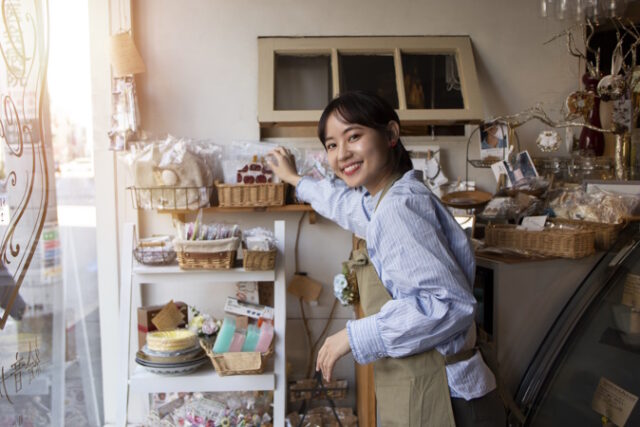 https://www.freepik.com/free-photo/young-woman-arranging-her-cake-shop_21090162.htm#query=small%20business&position=1&from_view=search&track=robertav1_2_sidr