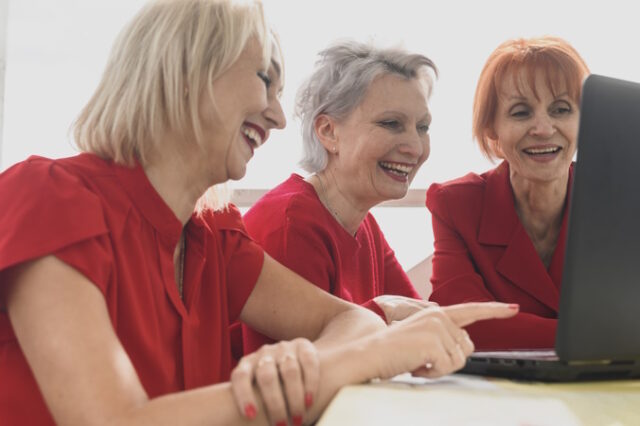 https://www.freepik.com/free-photo/close-up-senior-women-browsing-laptop_6057758.htm#query=group%20middle%20aged%20women&position=2&from_view=search&track=ais