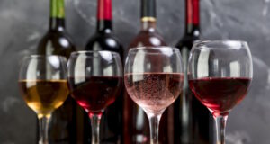 https://www.freepik.com/free-photo/line-wine-bottles-wineglasses_4885233.htm#query=glasses%20of%20wine&position=1&from_view=search&track=robertav1_2_sidr