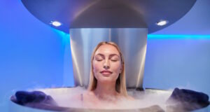 https://www.freepik.com/premium-photo/portrait-happy-young-woman-whole-body-cryotherapy-cabin-with-her-eyes-closed-cryosauna-chamber-overall-increase-muscular-performance_24776523.htm#query=cryostimulation&position=12&from_view=search&track=ais