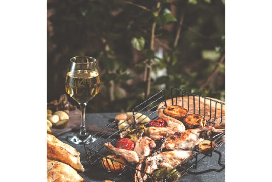 https://www.freepik.com/free-photo/side-view-grilled-chicken-with-vegetables-glass-wine-black-table_8515831.htm#query=barbecue%20wine&position=0&from_view=search&track=ais
