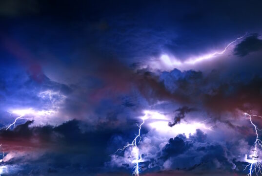 https://www.freepik.com/free-photo/thunderstorm-clouds-with-lightning-night_13181304.htm#query=thunerstorms&position=3&from_view=search&track=ais