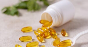 https://www.freepik.com/free-photo/person-pouring-yellow-pills-into-his-hand-from-container_12045453.htm#query=multivitamin%20pill&position=24&from_view=search&track=ais