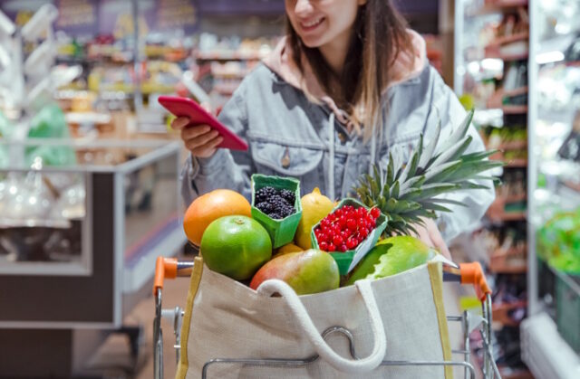 https://www.freepik.com/free-photo/young-woman-buys-groceries-supermarket-with-phone-her-hands_10497255.htm#query=grocery%20shopping&position=32&from_view=search&track=robertav1_2_sidr
