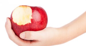 https://www.freepik.com/free-photo/apple-with-bite_912473.htm#query=bitten%20apple&position=11&from_view=search&track=robertav1_2_sidr