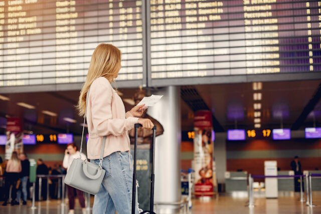 https://www.freepik.com/free-photo/beautiful-girl-standing-airport_4975620.htm#query=airport&position=8&from_view=search&track=sph