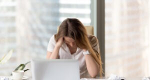 https://www.freepik.com/free-photo/stressed-female-entrepreneur-creativity-crisis_3938719.htm#query=stress&position=40&from_view=search&track=sph