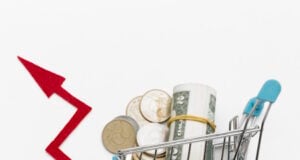 https://www.freepik.com/free-photo/top-view-shopping-cart-filled-with-money_7870716.htm#query=interest%20rates&position=14&from_view=search&track=ais