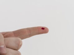 https://www.freepik.com/free-photo/bleeding-finger_1093208.htm#query=finger%20prick&position=6&from_view=search&track=ais