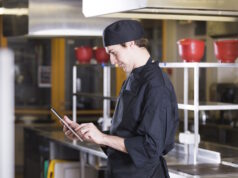 https://www.freepik.com/free-photo/chef-with-tablet_4374296.htm#query=cafe%20worker%20checking%20phone&position=10&from_view=search&track=ais