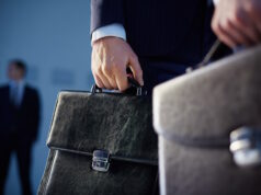 https://www.freepik.com/free-photo/close-up-workers-with-briefcases_864566.htm#query=lawyers&position=34&from_view=search&track=sph