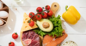https://www.freepik.com/free-photo/ketogenic-low-carbs-diet-food-selection-white-wall_12757311.htm#query=healthy%20food&position=19&from_view=search&track=ais