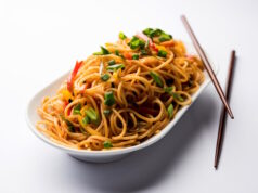 https://www.freepik.com/premium-photo/schezwan-noodles-vegetable-hakka-noodles-chow-mein-is-popular-indo-chinese-recipes-served-bowl-plate-with-wooden-chopsticks_17542905.htm#query=chow%20mein&position=6&from_view=search&track=ais