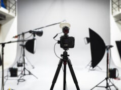 https://www.freepik.com/free-photo/set-up-studio-shoot_18993664.htm#query=photographer&position=1&from_view=search&track=sph