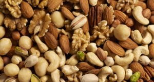 https://www.freepik.com/free-photo/view-allergens-commonly-found-nuts_38668451.htm#query=nuts&position=0&from_view=search&track=sph