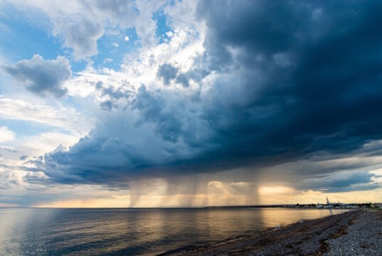 https://www.freepik.com/free-photo/beautiful-cloudscape-sea_30468671.htm#query=storms&position=12&from_view=search&track=sph
