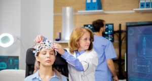 https://www.freepik.com/free-photo/doctor-tracking-data-transmitted-by-brainwaves-scanning-headset-medical-divice_21614206.htm#query=brain%20stimulation&position=18&from_view=search&track=ais