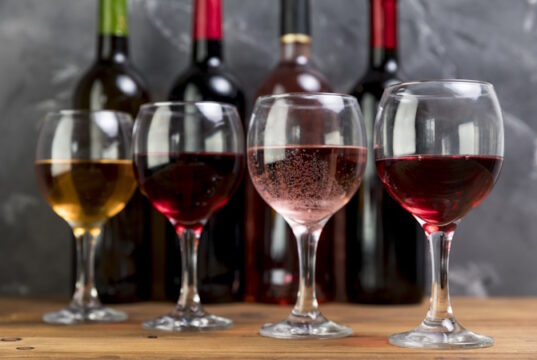 https://www.freepik.com/free-photo/line-wine-bottles-wineglasses_4885233.htm#query=glasses%20of%20wine&position=7&from_view=search&track=ais