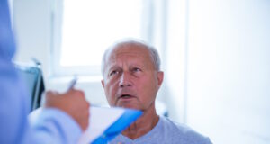 https://www.freepik.com/free-photo/patient-consulting-doctor_1008338.htm#query=heart%20attack&position=19&from_view=search&track=country_rows_v1