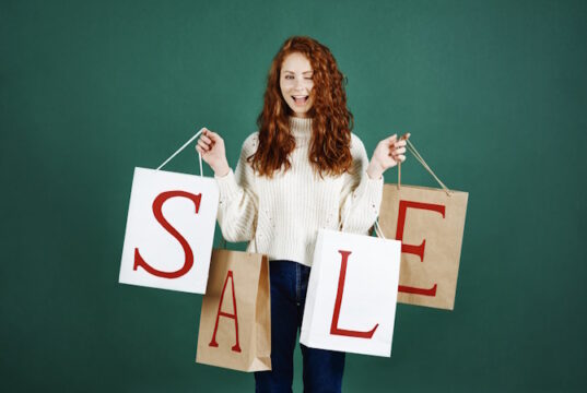 https://www.freepik.com/free-photo/portrait-screaming-girl-holding-shopping-bags_11821568.htm#query=bargain%20shopping&position=20&from_view=search&track=ais