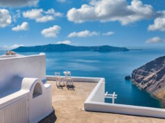 https://www.vecteezy.com/photo/6689309-two-chairs-on-the-terrace-with-sea-views-santorini-island-greece-travel-and-vacation-background-best-in-travel-landscape-for-romantic-couple-or-honeymoon-destination-fantastic-location-and-view