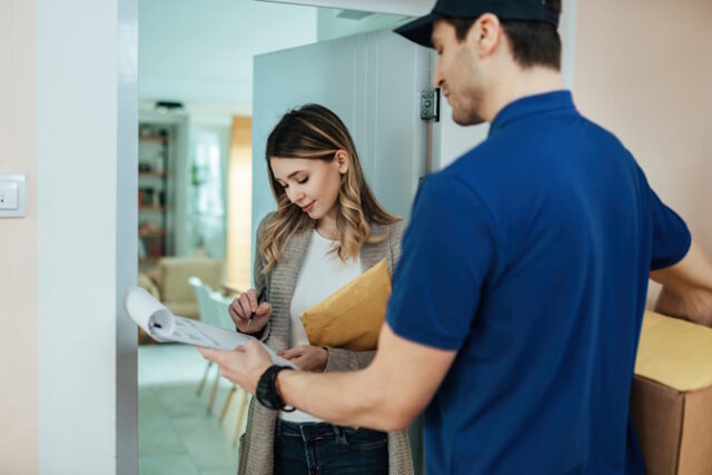 https://www.freepik.com/free-photo/young-woman-signing-documents-while-receiving-home-delivery-from-courier_25777281.htm#page=2&query=letter%20delivery&position=26&from_view=search&track=ais