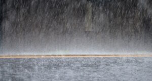 https://www.freepik.com/premium-photo/raining-storm-asphalt-road_18576304.htm#query=rain%20storm&position=20&from_view=search&track=ais