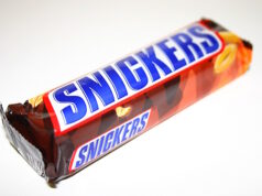 https://openverse.org/image/918b84b6-f57d-4360-a483-24e21f6d7134?q=snickers