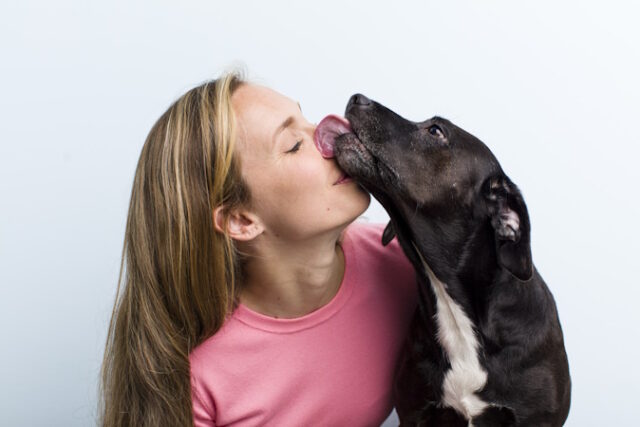 https://www.freepik.com/premium-photo/blonde-pretty-woman-with-dog-pet_30173403.htm#query=pet%20kiss&position=43&from_view=search&track=ais