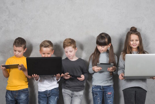 https://www.freepik.com/free-photo/children-using-electronic-devices_3606842.htm#query=school%20kids%20internet&position=2&from_view=search&track=ais
