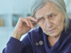 https://www.freepik.com/premium-photo/close-up-portrait-tired-senior-woman_31392604.htm#query=senior%20trying%20remember&position=26&from_view=search&track=ais