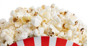 https://www.freepik.com/free-photo/salted-popcorn-isolated-white-background_38007394.htm#query=popcorn&position=20&from_view=search&track=sph