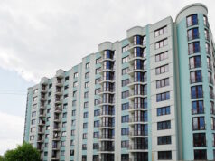 https://www.vecteezy.com/photo/6749861-balcony-of-new-modern-turquoise-multi-storey-residential-building-house-in-residential-area-on-sunny-blue-sky