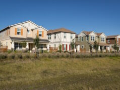 https://www.vecteezy.com/photo/1131500-row-of-colorful-houses