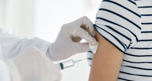 https://www.vecteezy.com/photo/22638155-the-doctor-injects-the-vaccine-into-the-patient-s-hand