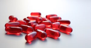 https://www.vecteezy.com/photo/30724479-transparent-red-vitamins-on-a-light-background