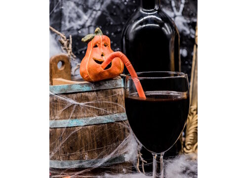 https://www.freepik.com/premium-photo/wine-halloween-party-solf-drink_18477981.htm#query=halloween%20wines&position=6&from_view=search&track=ais