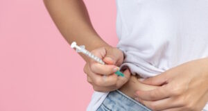 https://www.freepik.com/free-photo/world-diabetes-day-close-up-picture-using-medical-device-check-glucose-blood_10401459.htm#query=lantus%20insulin&position=3&from_view=search&track=ais