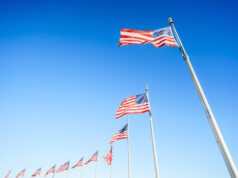 https://www.freepik.com/free-photo/american-flags-flagpoles-blue-sky_17346442.htm#query=windy&position=40&from_view=search&track=sph