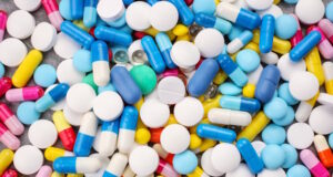 https://www.freepik.com/premium-photo/closeup-view-different-pills_39506998.htm#query=pills&from_query=ibuprofen&position=14&from_view=search&track=sph