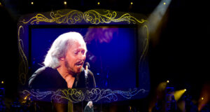 Photo 31565590 | Barry Gibb © OnAir2 | Dreamstime.com
