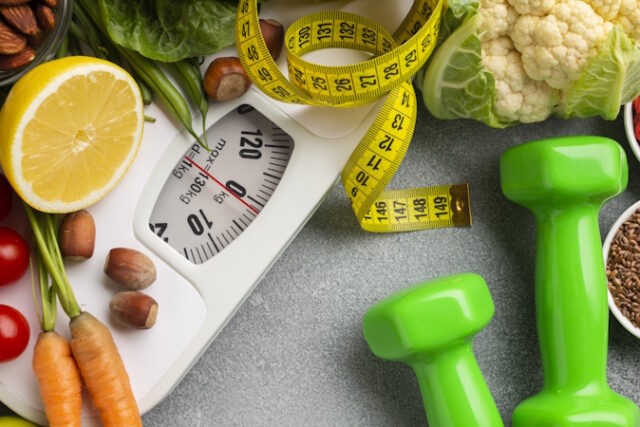 https://www.freepik.com/free-photo/flay-lay-scale-weights_5280823.htm#query=weight%20loss&position=1&from_view=search&track=ais