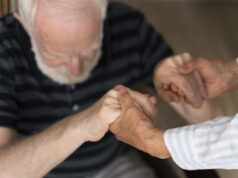 https://www.freepik.com/free-photo/senior-people-confronting-alzheimer-disease_16518806.htm#query=alzheimers&position=31&from_view=search&track=sph
