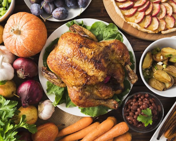 https://www.freepik.com/free-photo/thanksgiving-meal-concept-with-turkey_10020467.htm#query=turkey%20vegetables&position=19&from_view=search&track=ais&uuid=aa76d834-db21-466b-b966-66a5d63a40cd