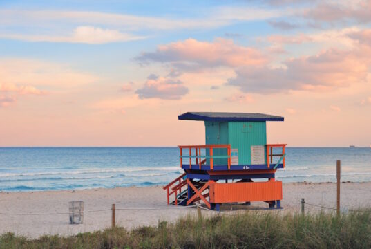 https://www.freepik.com/free-photo/miami-south-beach-sunset-with-lifeguard-tower-coastline-with-colorful-cloud-blue-sky_26767832.htm#query=florida%20winter&position=4&from_view=search&track=ais&uuid=42dbbfa3-3a4f-4778-9d6f-849aa378cbfd