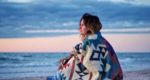 https://www.freepik.com/premium-photo/boy-sitting-shore-beach-against-sky_101871975.htm#query=florida%20beaches%20sweaters&position=29&from_view=search&track=ais&uuid=532e6232-5a0a-4f7d-b7b9-b8b9d9a7a804